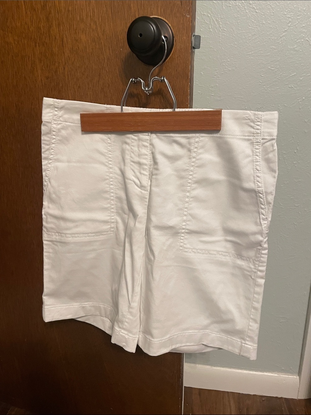 J. Jill White Cotton Bermuda Shorts